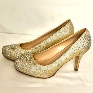 De Blossom Collections Gold Sparkle Platform Heels Size 6 1/2